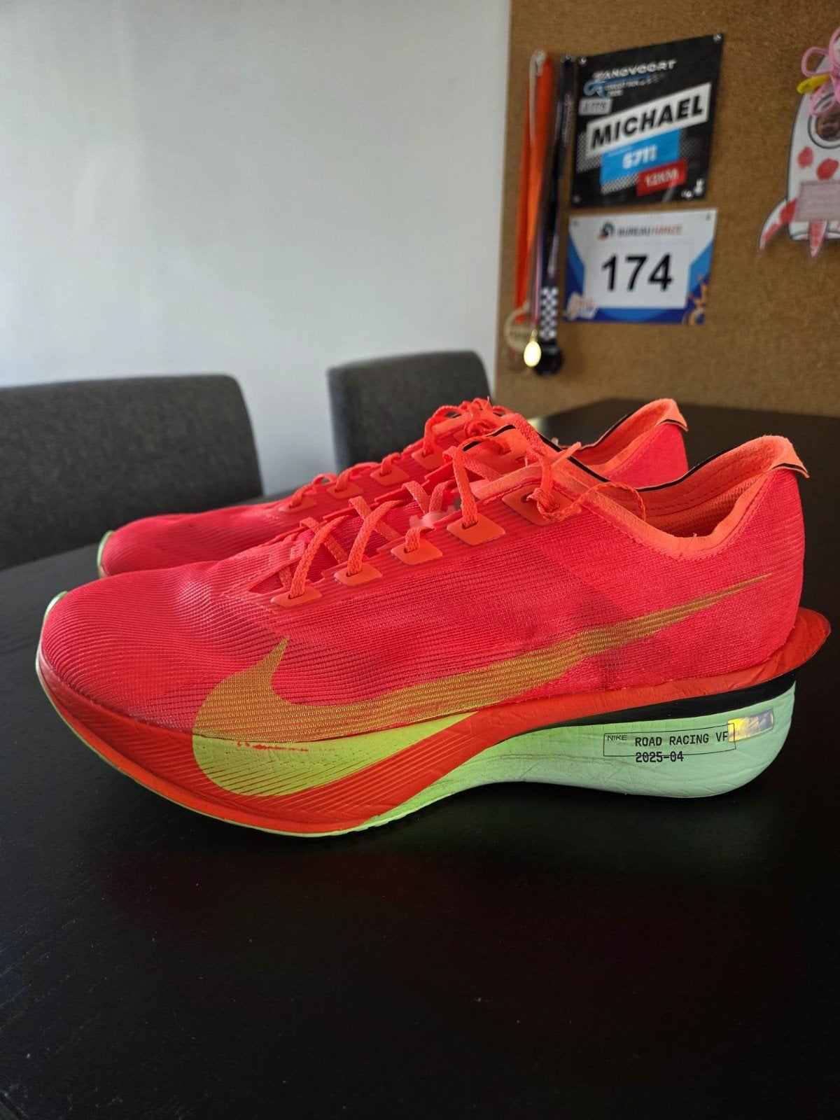 Nike hardloopschoenen - Zo goed als nieuw, Ophalen, Overige kleuren, Nike, Sneakers of Gympen