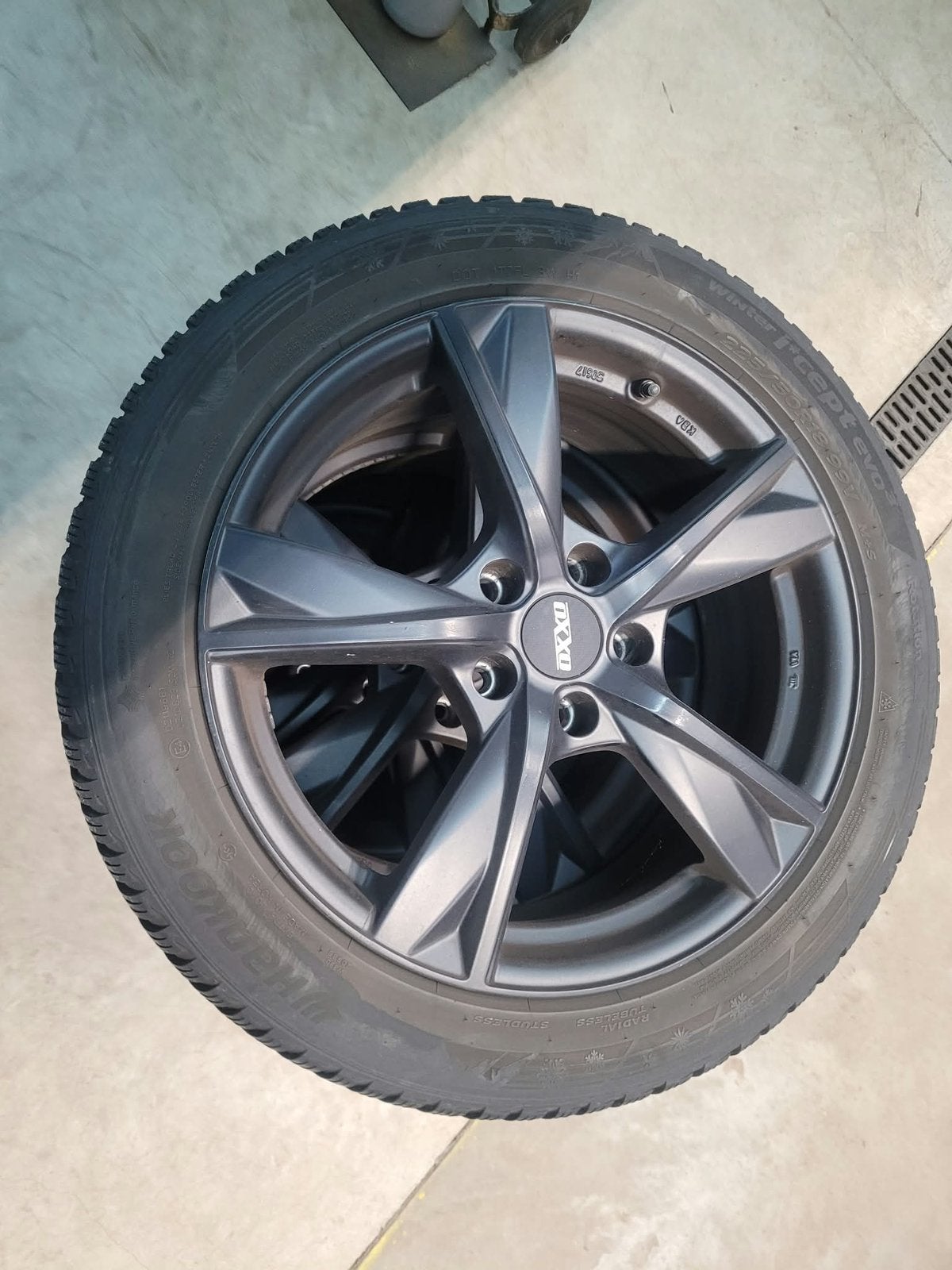 Toyota C-HR 2020 Winterbanden met Velgen, Ophalen, Gebruikt, Banden en Velgen, 17 inch