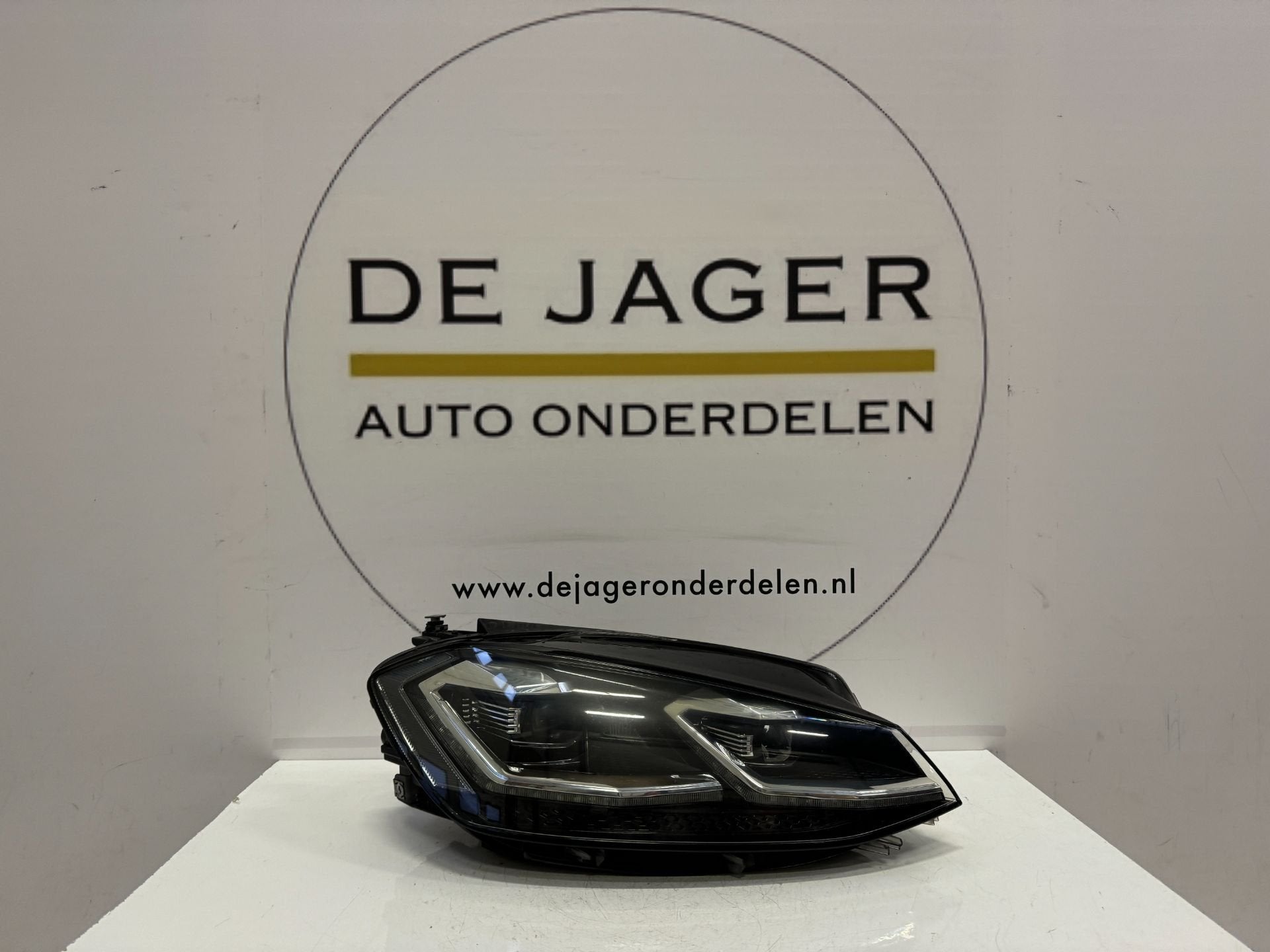 VW GOLF 7 7.5 FACELIFT VOL LED KOPLAMP 5G1941035 5G1941036, Auto-onderdelen, Gebruikt, Volkswagen, Volkswagen AG, Berliner Ring 2
38440  Wolfsburg, DE