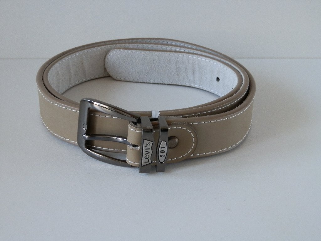 Levi's riem. Unisex. Levis., Kleding | Dames, Riemen en Ceinturen, Overige kleuren, Echt leder, Tailleriem, Ophalen of Verzenden