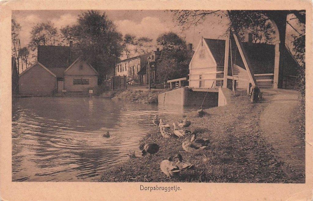 703-454-003 Dorpsbruggetje Westzaan, Verzamelen, Verzenden, Voor 1920, Noord-Holland