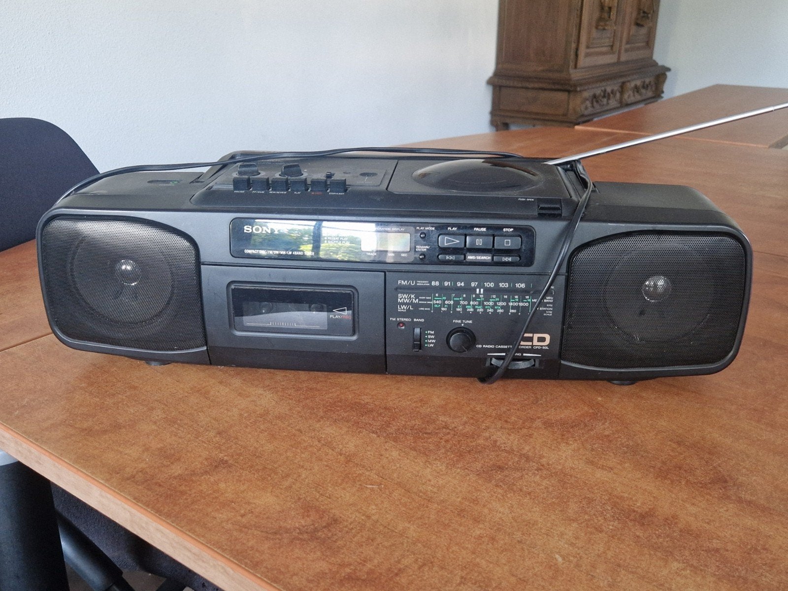 draagbare radio/ cdspeler/ cassettedeck, Ophalen, Met cd-speler
