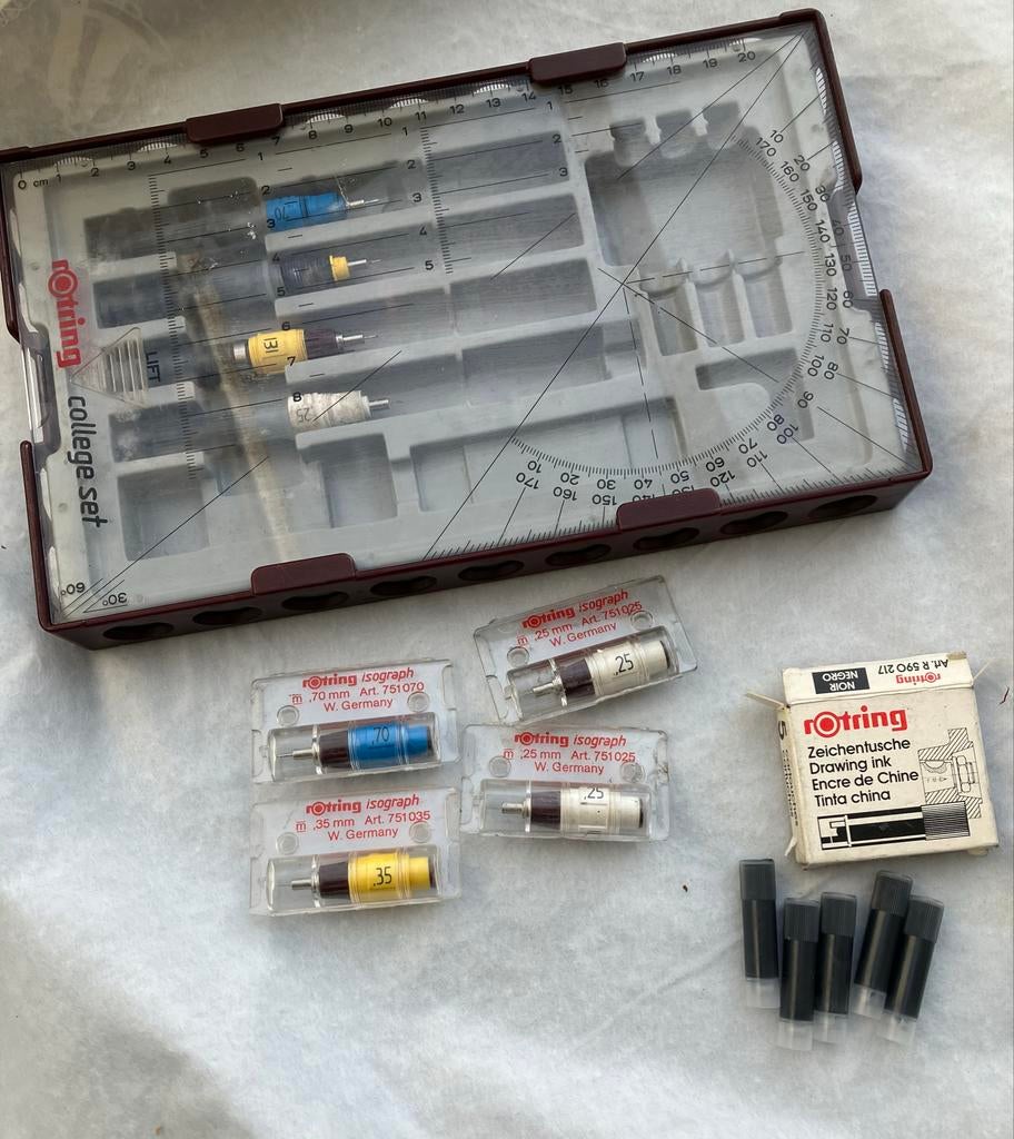 Rotring College Set met Isograph pennen en inkt, Hobby en Vrije tijd, Tekenen, Ophalen, Gebruikt, Overige typen