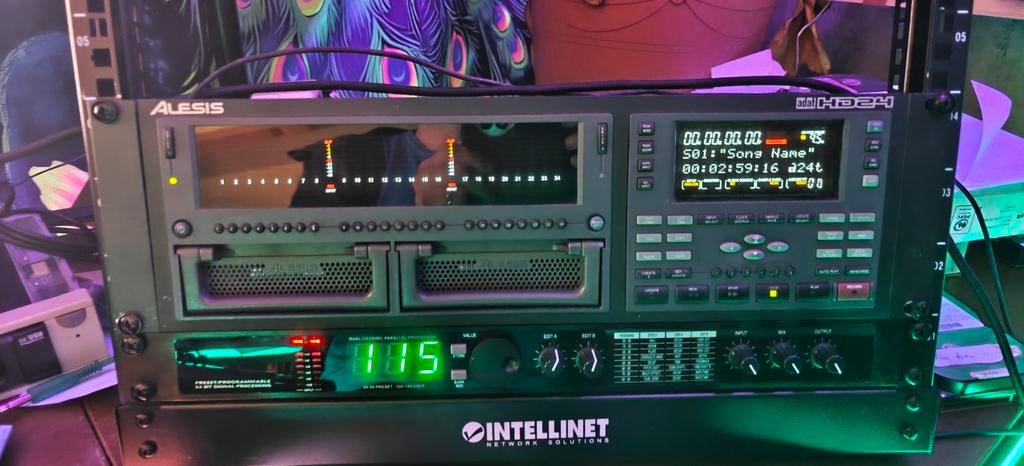 Alesis HD24 multitrack harddisk firepoort en remote, Audio, Tv en Foto, Professionele Audio-, Tv- en Video-apparatuur, Ophalen