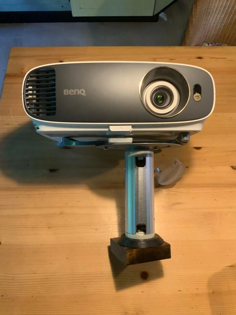 BenQ W1700 Beamer / projector 4K met HDR, Audio, Tv en Foto, Beamers, Gebruikt, BenQ, Ophalen of Verzenden, DLP