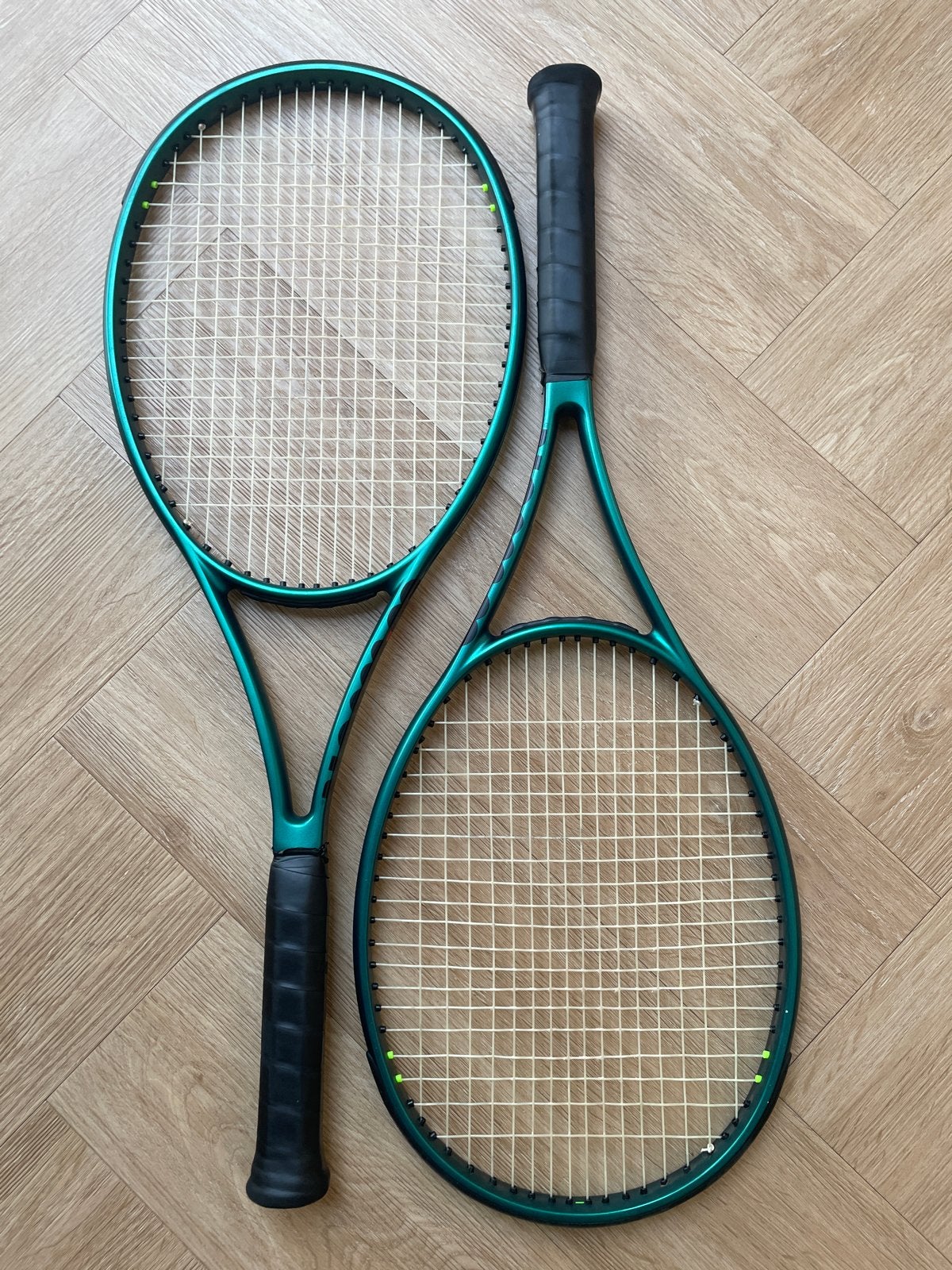 Wilson Blade 98 V9 Tennisrackets - Gripmaat L3 (2 stuks), Ophalen of Verzenden, Zo goed als nieuw, Wilson, Racket
