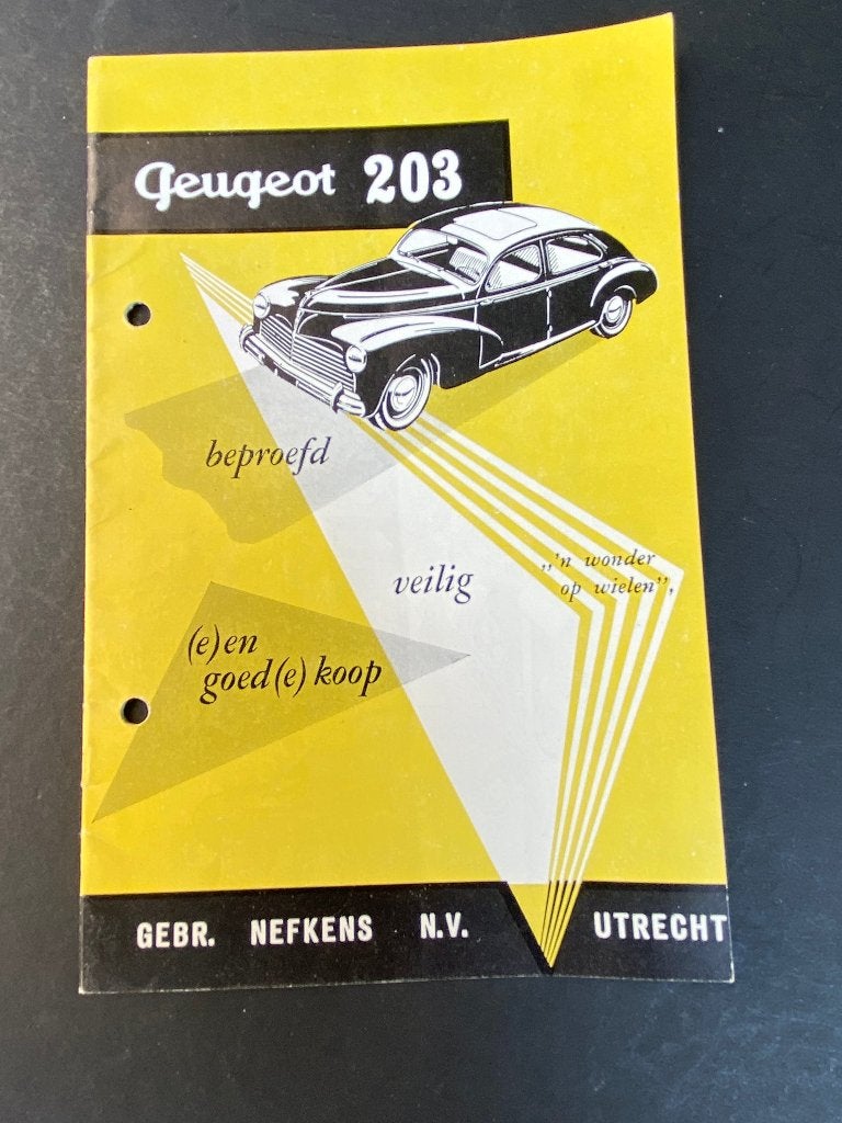 autofolder - Peugeot 203, Ophalen of Verzenden, Gelezen, Peugeot