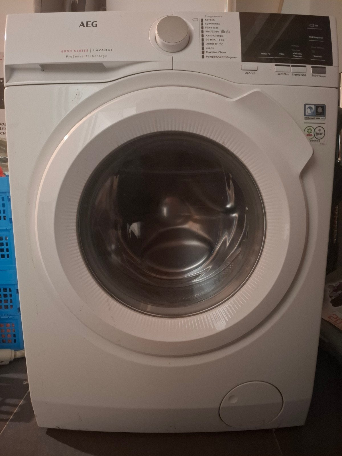 Goed werkende: AEG L6000 Serie Lavamat Wasmachine, Witgoed en Apparatuur, Ophalen, 1200 tot 1600 toeren, 85 tot 90 cm