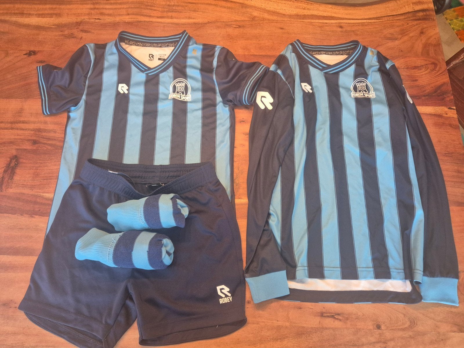 Forum Sport voetbaltenue maat 152, Maat XS of kleiner, Ophalen of Verzenden, Zo goed als nieuw, Shirt