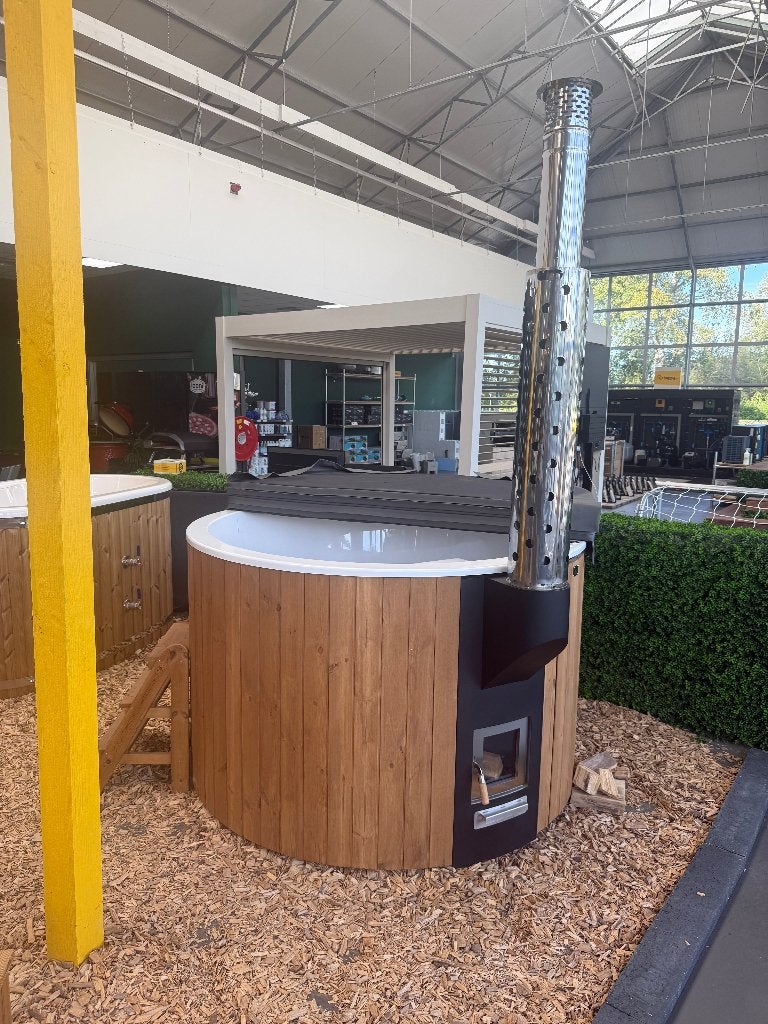 PolarSpa houtgestookte ronde hottub - 4 persoons, Tuin en Terras, Ophalen, Nieuw, Afdekzeil, Vast