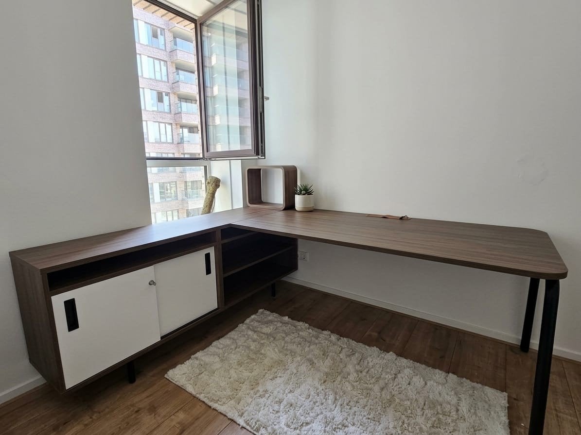 Modern Hoekbureau - 200x180cm, Huis en Inrichting, Bureaus, Zo goed als nieuw, Hoekbureau, Modern, Kunststof, Bruin, Kabelgoot