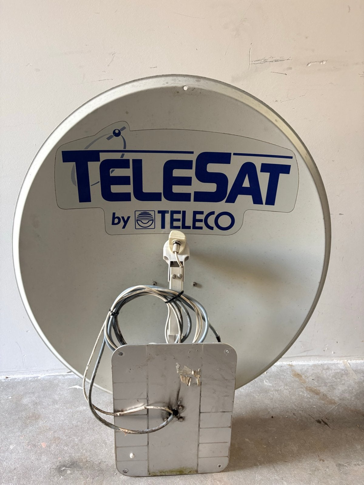 Telesat by Teleco schotelantenne, Ophalen, Gebruikt, (Schotel)antenne, Overige merken