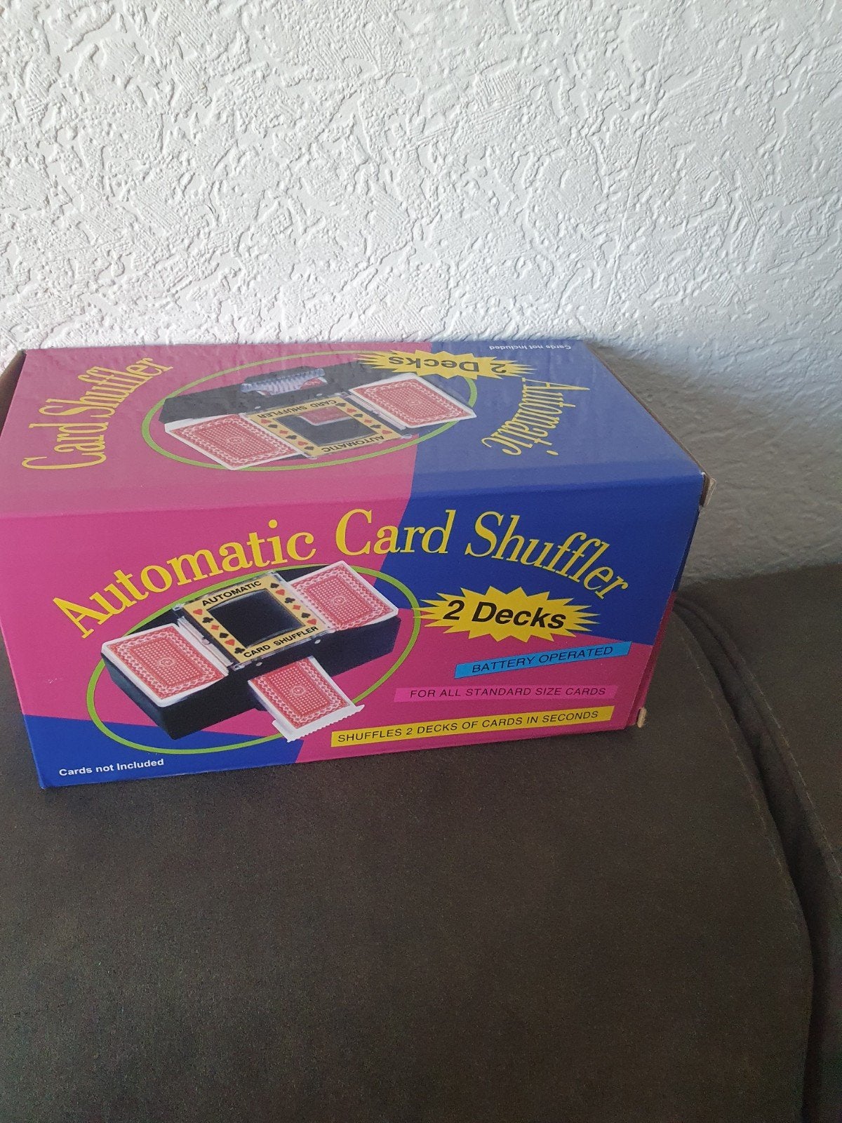 Automatische Kaartenschudmachine - Schudt 2 Decks, Hobby en Vrije tijd, Ophalen of Verzenden, Zo goed als nieuw