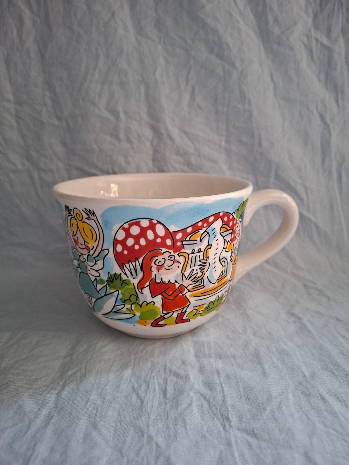 blond Amsterdam Efteling soepkom, Huis en Inrichting, Keuken | Servies, Ophalen of Verzenden, Zo goed als nieuw, Aardewerk, Kom(men)
