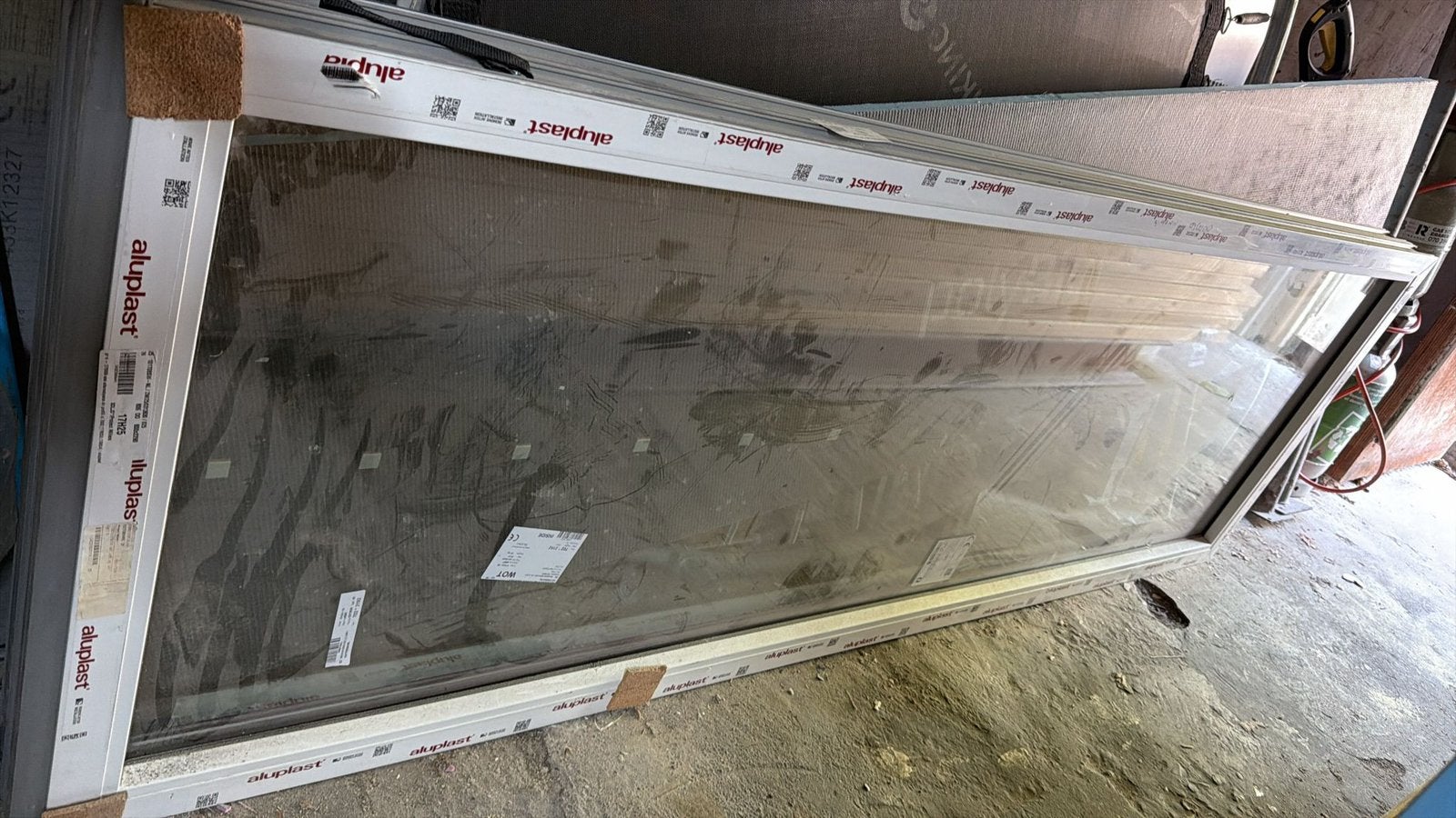 Aluplast NL7000 kozijn. Wit/staalblauw, Ophalen, Zo goed als nieuw, Kunststof, Raamkozijn