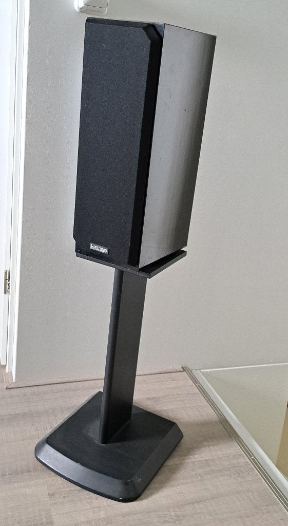 hepta surround speakers (1 center, 2 achter), Audio, Tv en Foto, Gebruikt, Inclusief standaarden, 60 tot 120 watt, Center speaker