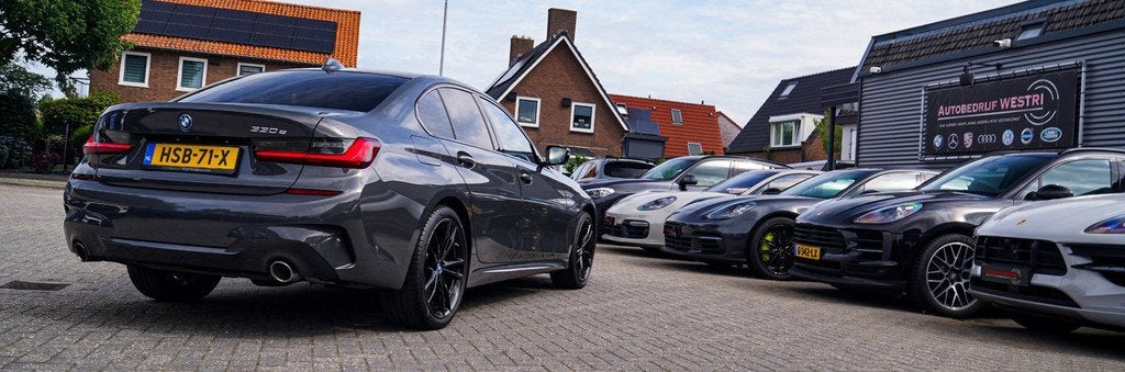 BMW 3-serie 330e | Head Up Display | 360 Camera | Stoelverwa, Auto's, 1998 cc, Achterwielaandrijving, Gebruikt, 4 cilinders