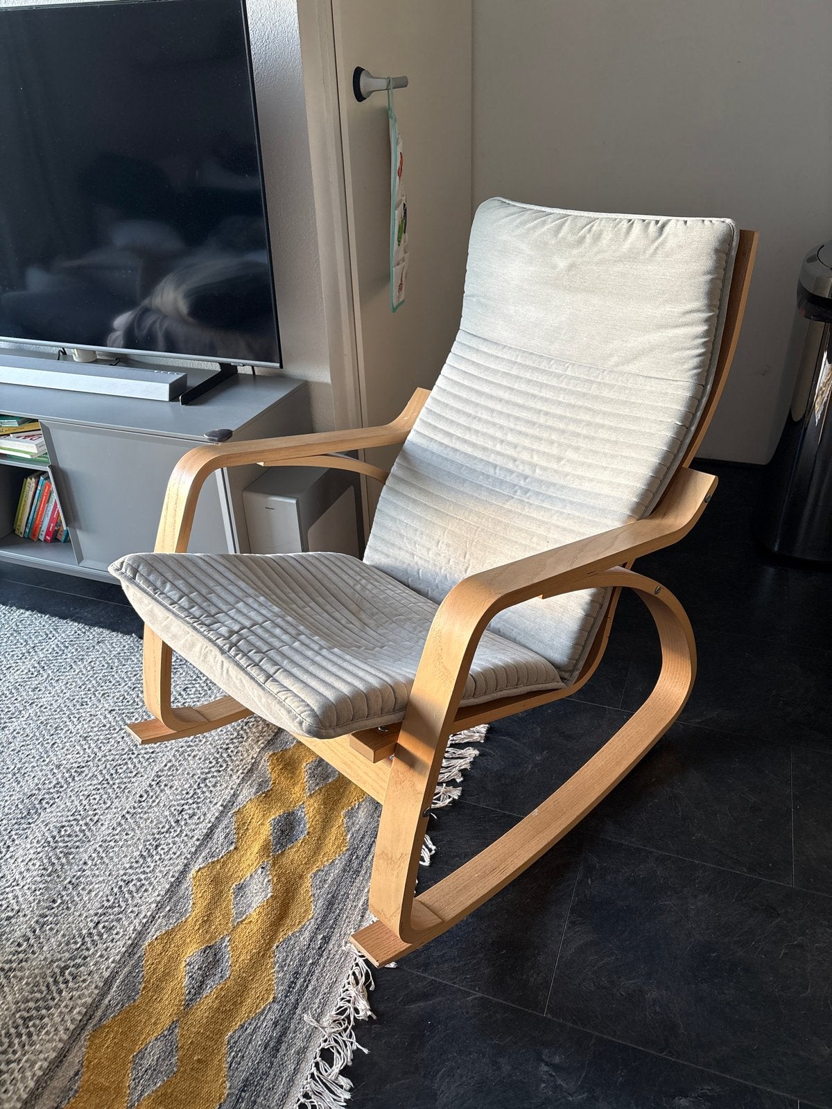 IKEA Poang schommelstoel met knisa lichtebeige bekleding, Ophalen, Gebruikt, Overige kleuren, Eén