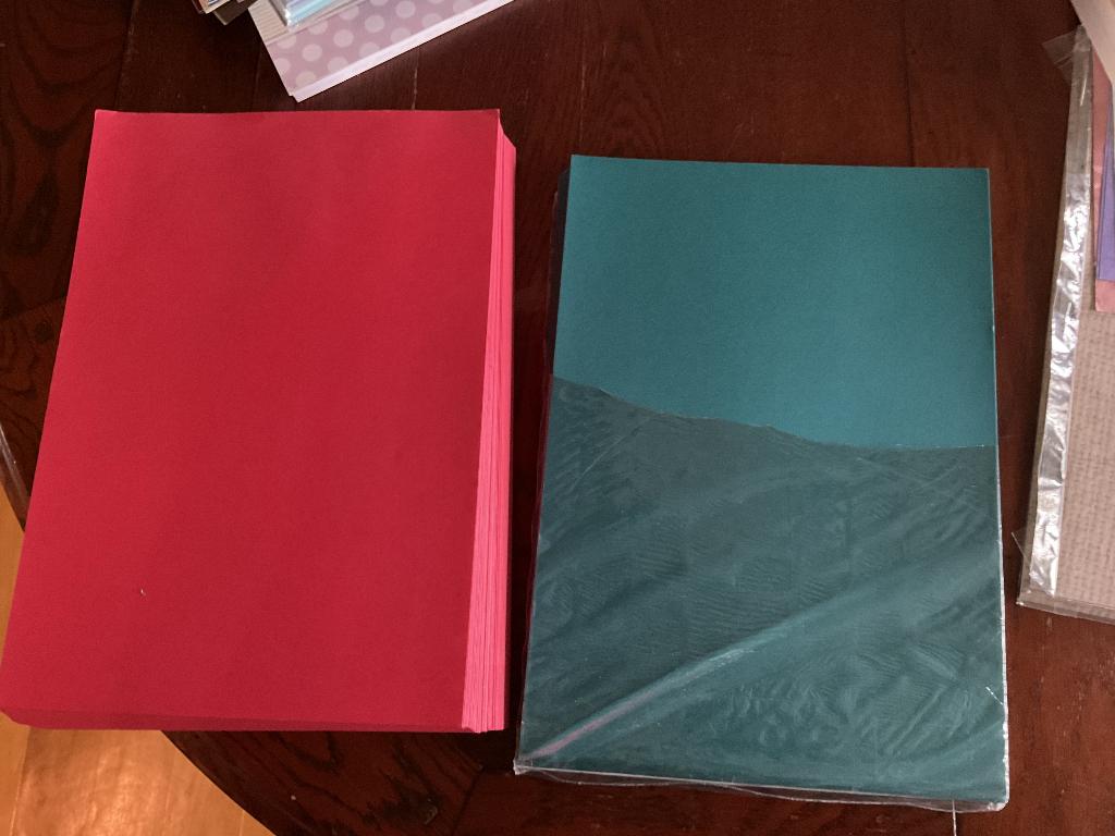 Papier,a4 diverse kleuren. Gratis ophalen, Ophalen, Zo goed als nieuw