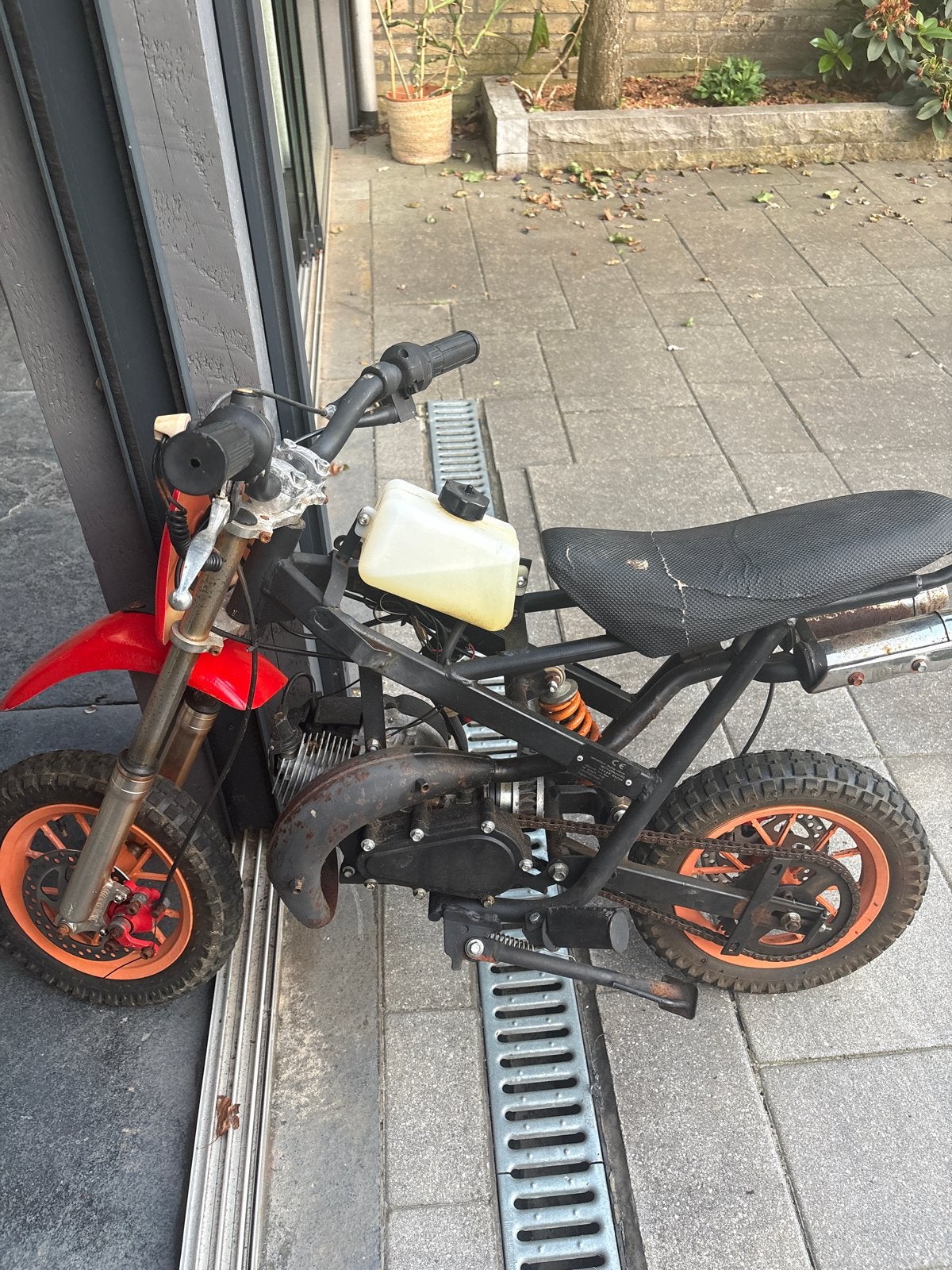 Pitbike 50cc 2T - Ideaal voor de jonge crosser!, Fietsen en Brommers, Minibikes, Midibikes en Pitbikes, Ophalen, Gebruikt, Schijfrem