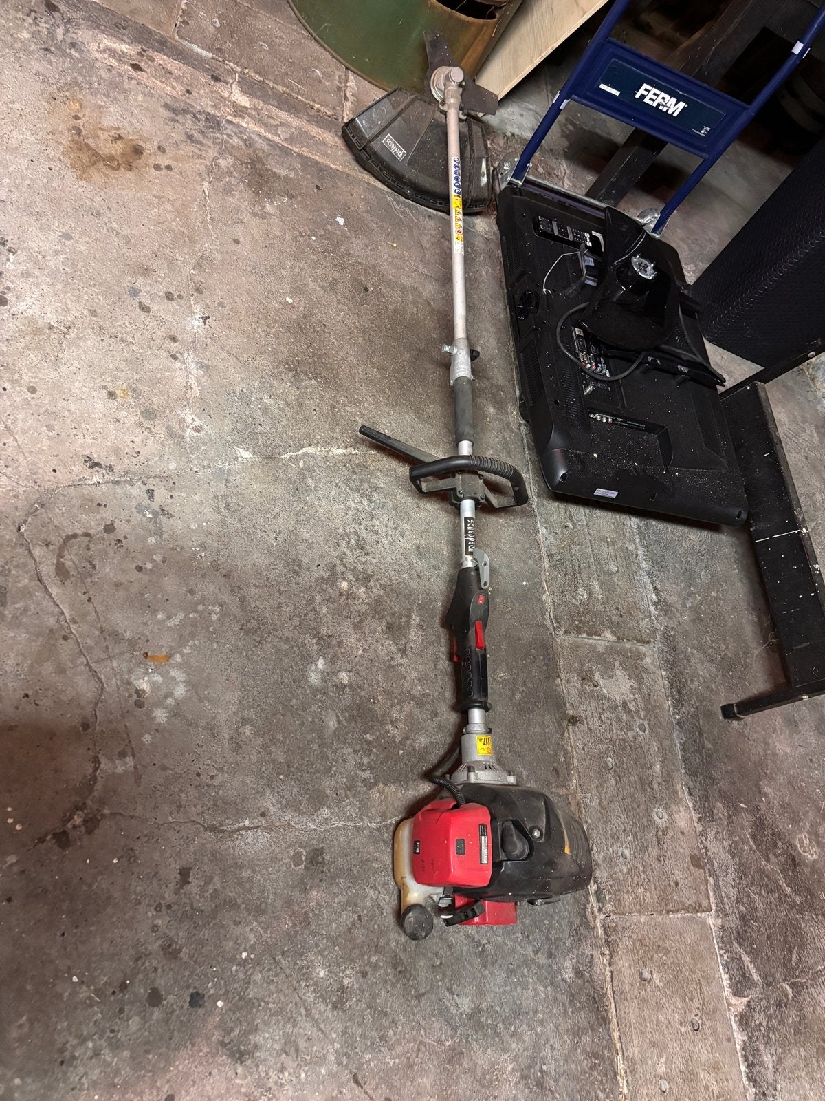 Kantenmaaier - Scheppach Benzine Grastrimmer, Tuin en Terras, Ophalen, Cirkelmaaier, Gebruikt, Minder dan 30 cm