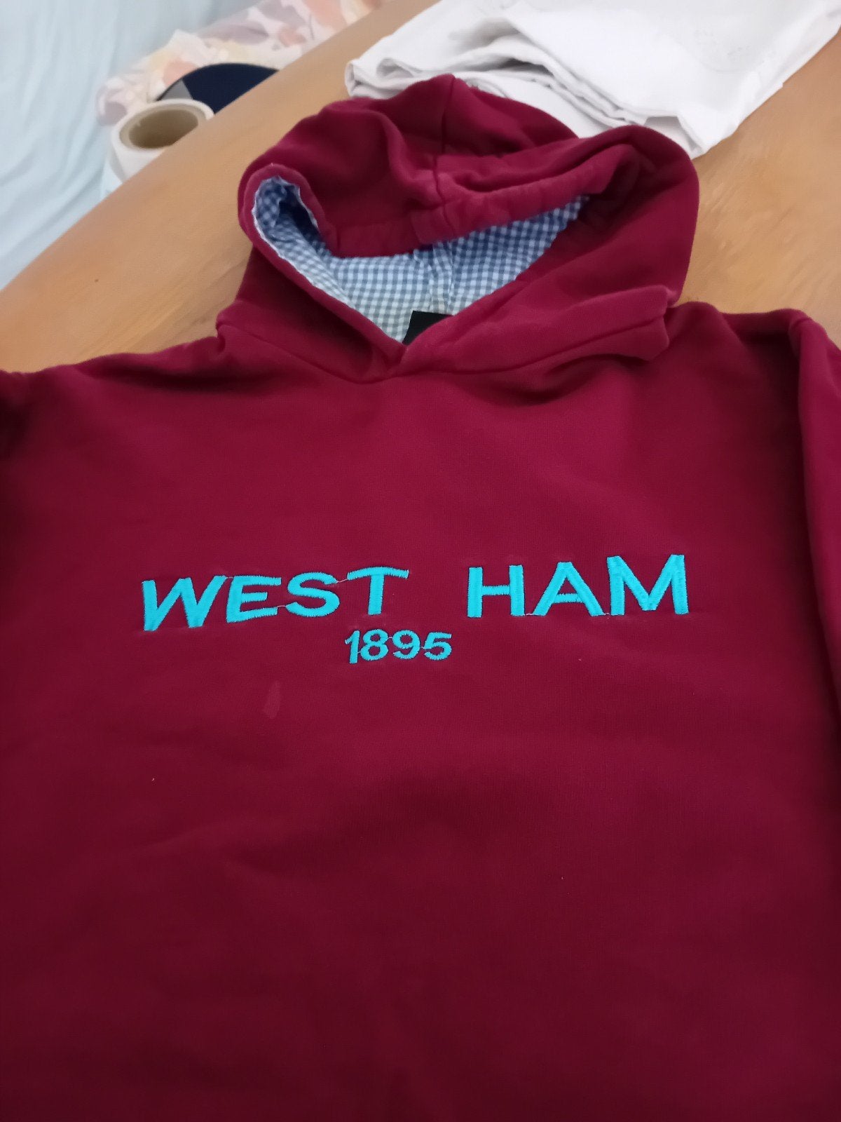West ham trui met capuchon  maat  L, Ophalen of Verzenden