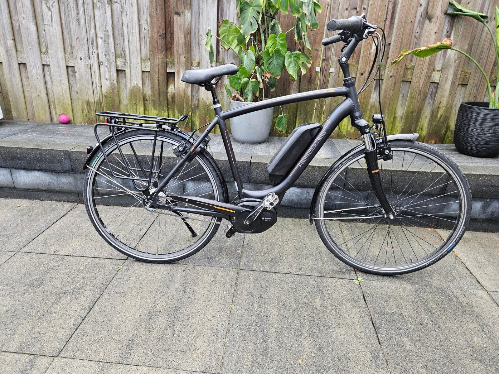 Hercules Robert 7 elektrische fiets, Zo goed als nieuw, 50 km per accu of meer, 55 tot 59 cm, Ophalen