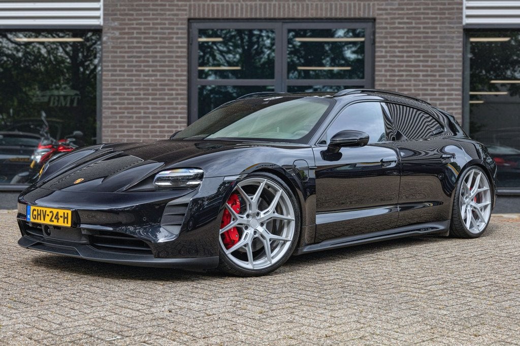 Porsche Taycan Sport Turismo GTS / Vol / Passenger / Adaptiv, Auto's, Porsche, Automaat, 238 pk, Gebruikt, Met garantie (alle)
