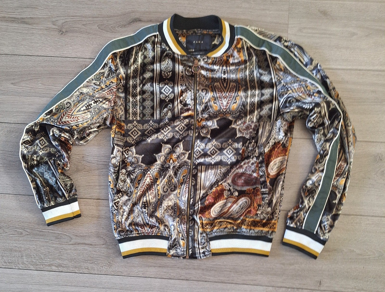 Zara bomberjack met paisleyprint maat 40, Maat 38/40 (M), Zara, Ophalen of Verzenden, Zo goed als nieuw