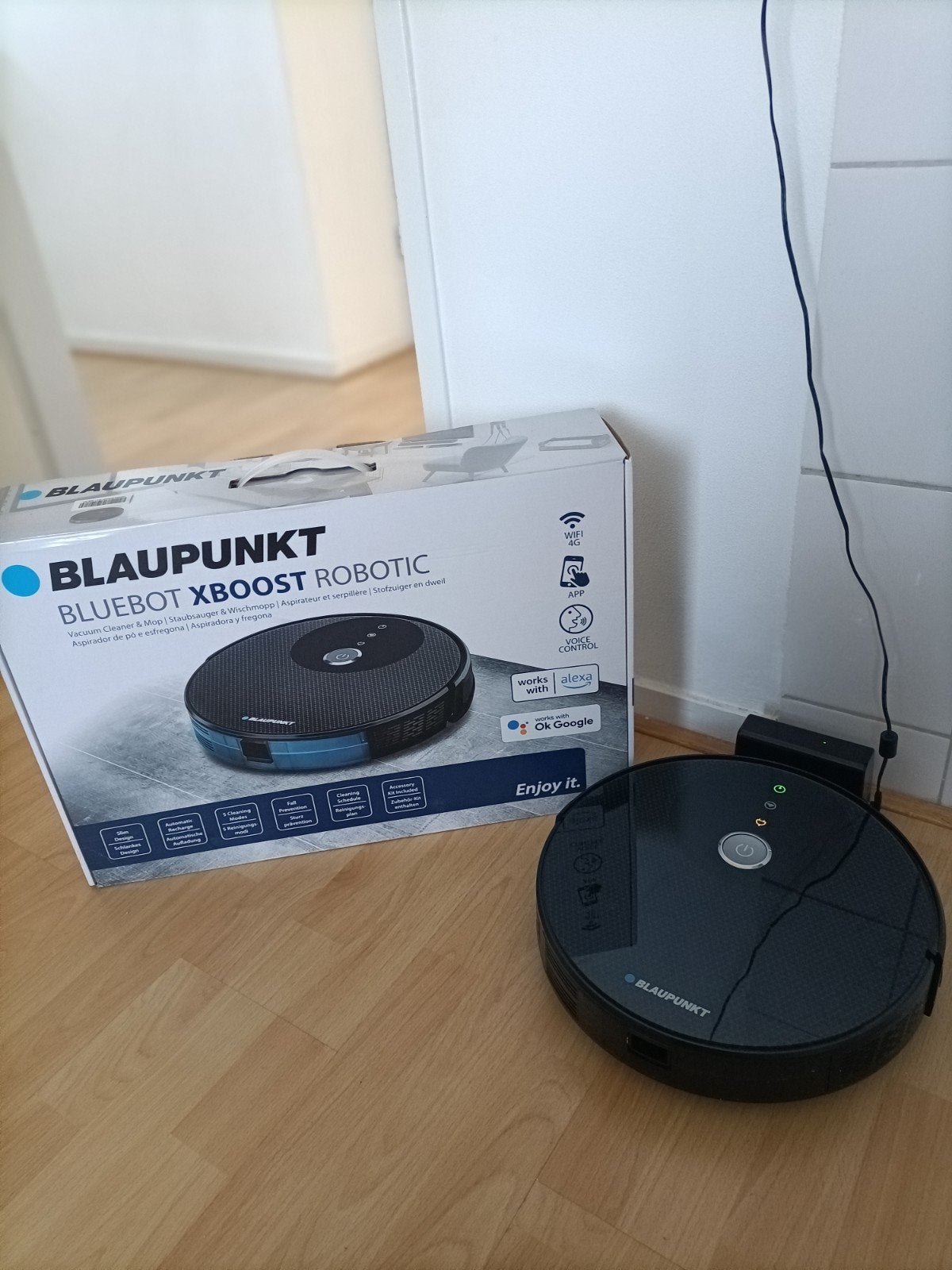 Blaupunkt Bluebot XBOOST Robotstofzuiger met Dweilfunctie, Overige merken, Gebruikt, Ophalen of Verzenden, Inclusief accessoires