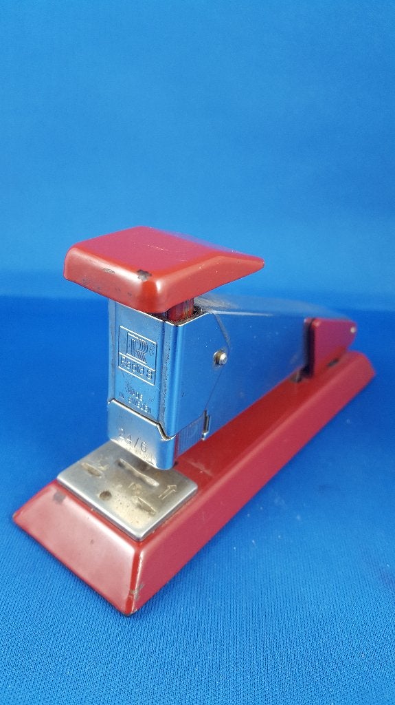 Vintage, retro nietmachine Rapid 8, nietapparaat. 5A5, Tweedehands verkoop, Tweedehands verkoop, Gebruikt, Ophalen of Verzenden