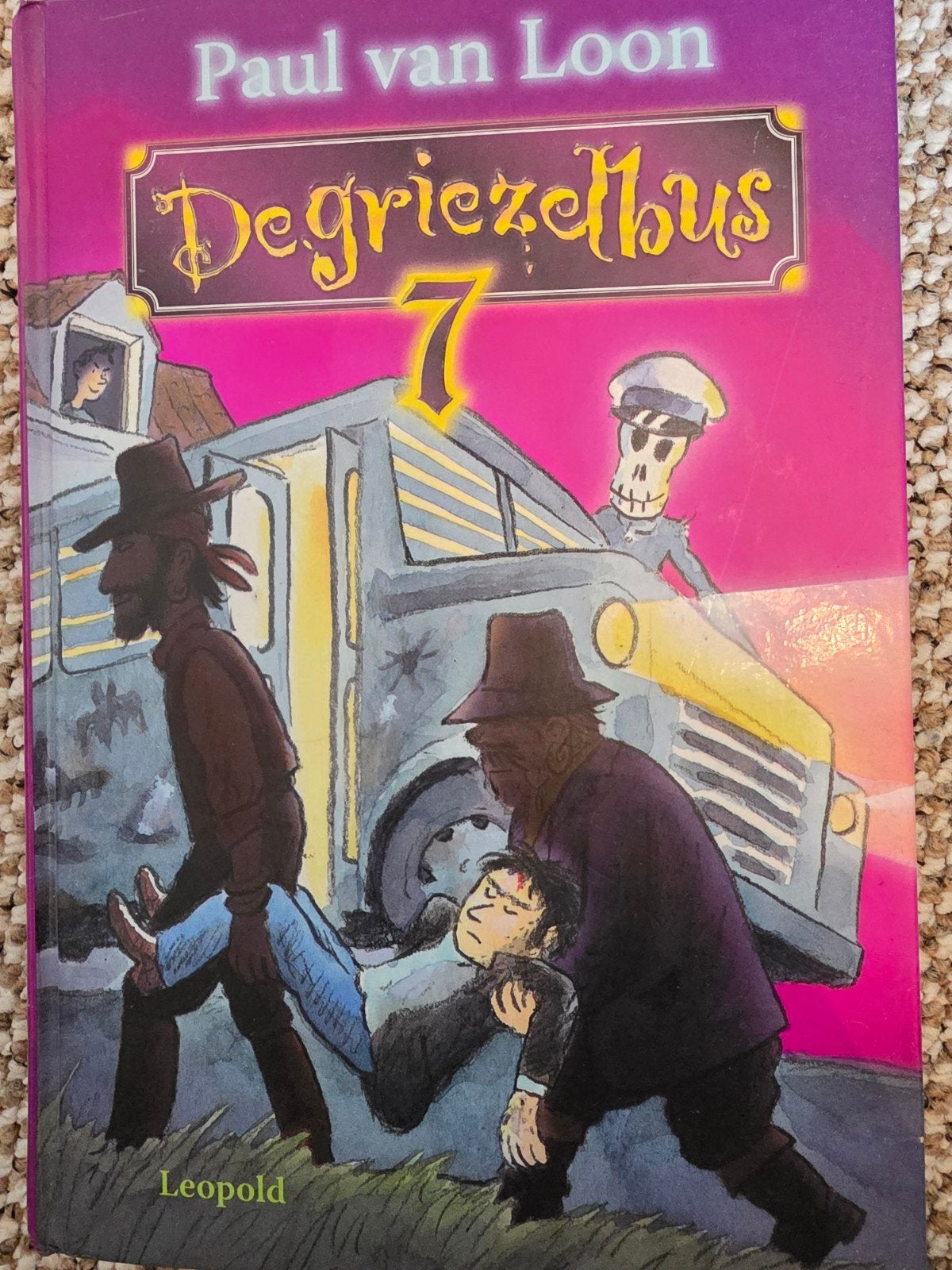 De Griezelbus 7 - Paul van Loon (Kinderboek), Ophalen of Verzenden, Gelezen, Paul van Loon, Fictie algemeen
