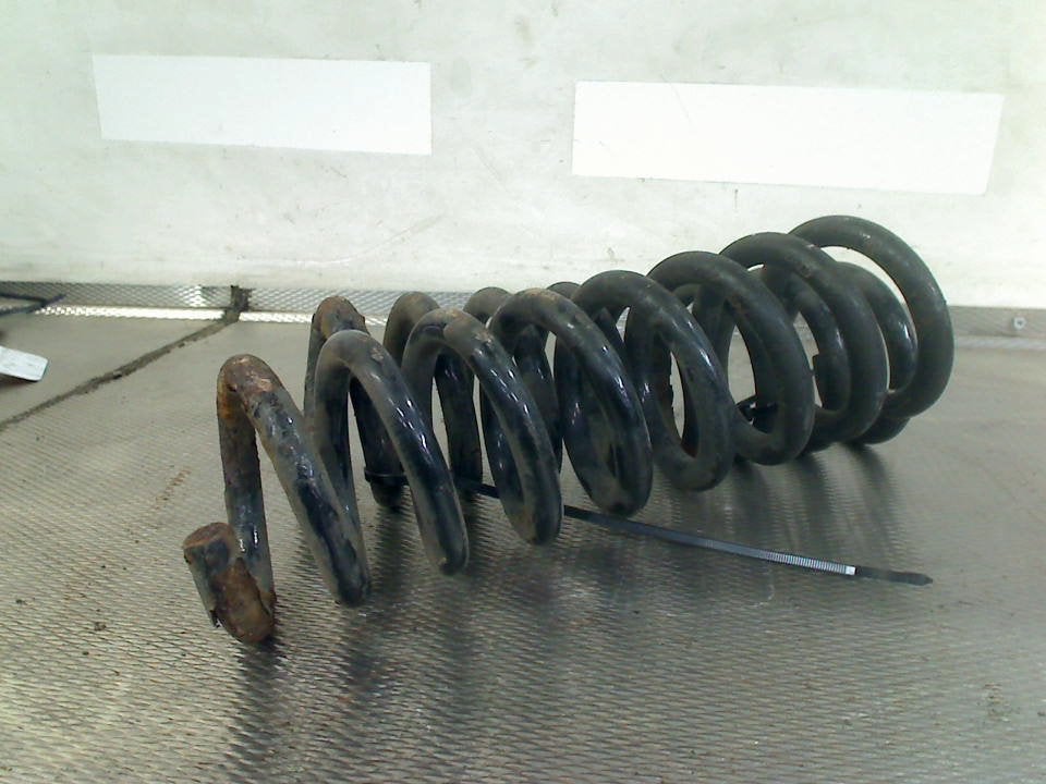 Schroefveer Set Achter Mercedes-Benz SLK (R171) 2004, Gebruikt, Mercedes-Benz AG, Mercedes-Benz, Mercedesstraße 120, Stuttgart 70372, , Duitsland