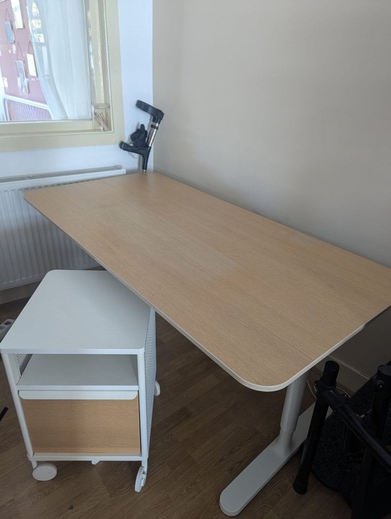 IKEA Bekant bureau 160 x 80 cm met ladekast, Huis en Inrichting, Bureaus, Ophalen, 160 cm, Gebruikt, Scandinavisch