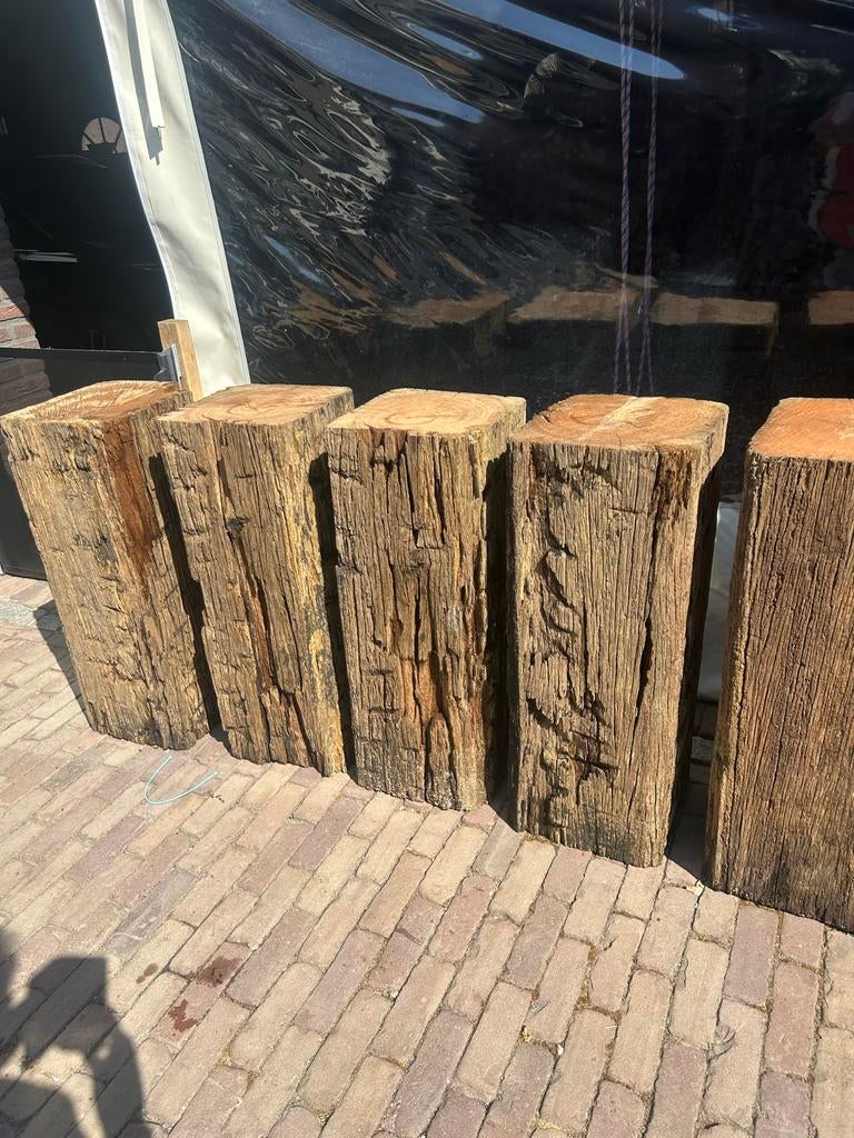 Robuuste Eiken Houten Palen - Decoratief & Multifunctioneel, Ophalen of Verzenden, Gebruikt