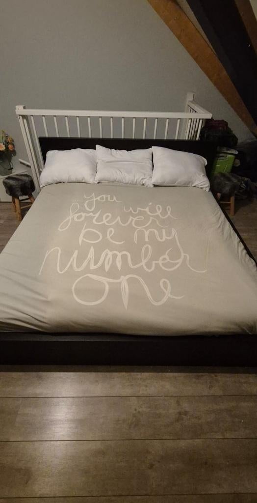 Ikea ledikant bed zwart 180x200 cm tweepersoonsbed, Huis en Inrichting, Slaapkamer | Bedden, Ophalen, Gebruikt, Ledikant, Zwart
