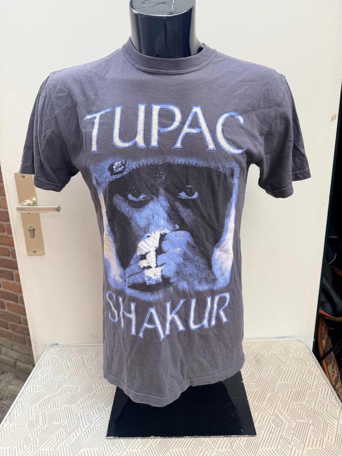 Tupac Shakur T-shirt - Maat M, Ophalen of Verzenden, Gedragen, Maat 48/50 (M), Grijs