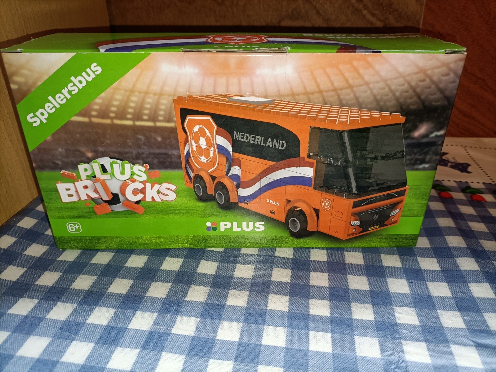 Nederlands Elftal voetbal bus Plus bricks = soort lego, Ophalen of Verzenden, Zo goed als nieuw