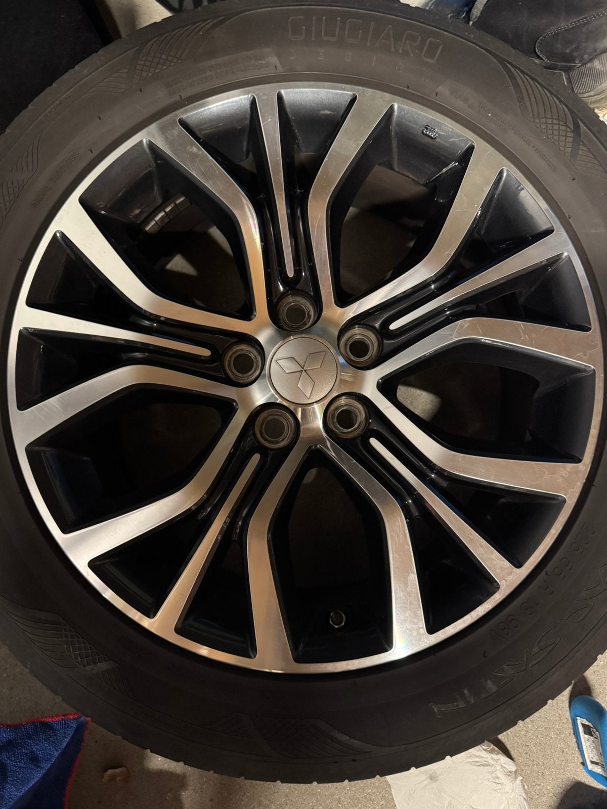 Originele set Mitsubishi velgen 18 inch Outlander ASX, Auto-onderdelen, Banden en Velgen, Ophalen, 18 inch, Banden en Velgen, Zomerbanden