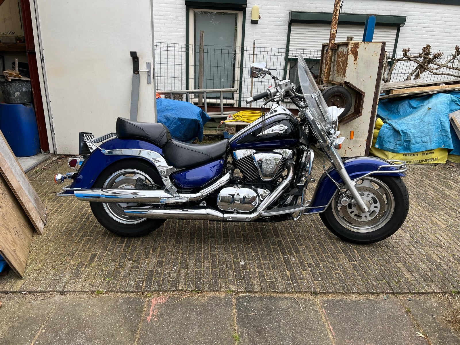 Suzuki Intruder LC1500 - Volledig nagekeken, nieuwe accu, Cardan-aandrijving, 2 cilinders, Gebruikt, Particulier