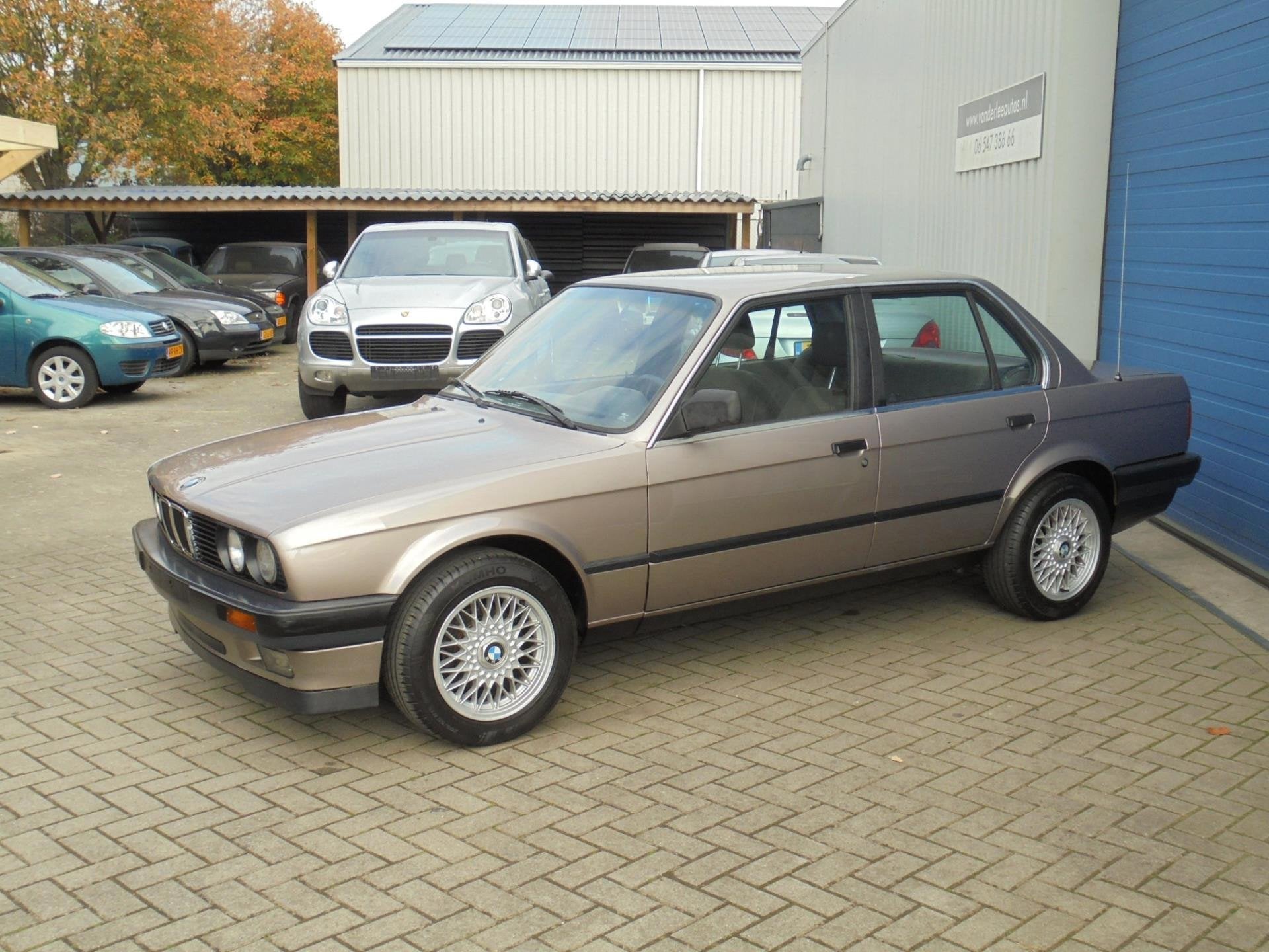 BMW 3-serie 316i 1.8l, foto 2