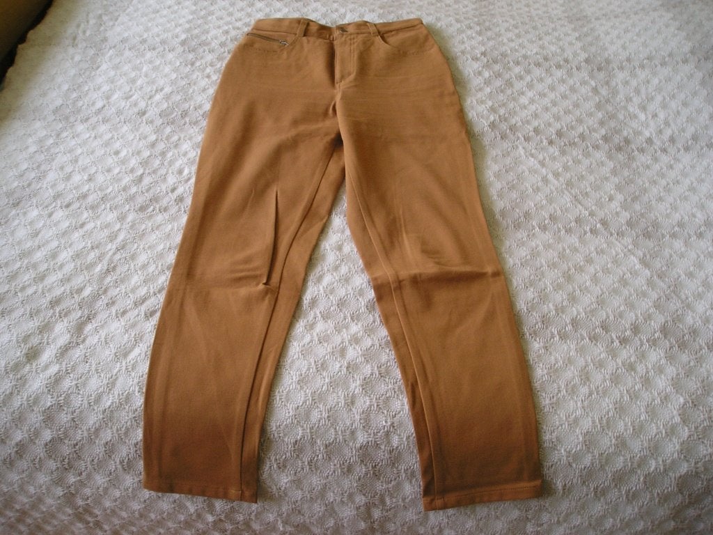 camelbruine broek Dutch maat 40 - 5% elasthan, Kleding | Dames, Broeken en Pantalons, Bruin, Zo goed als nieuw, Dutch, Lang
