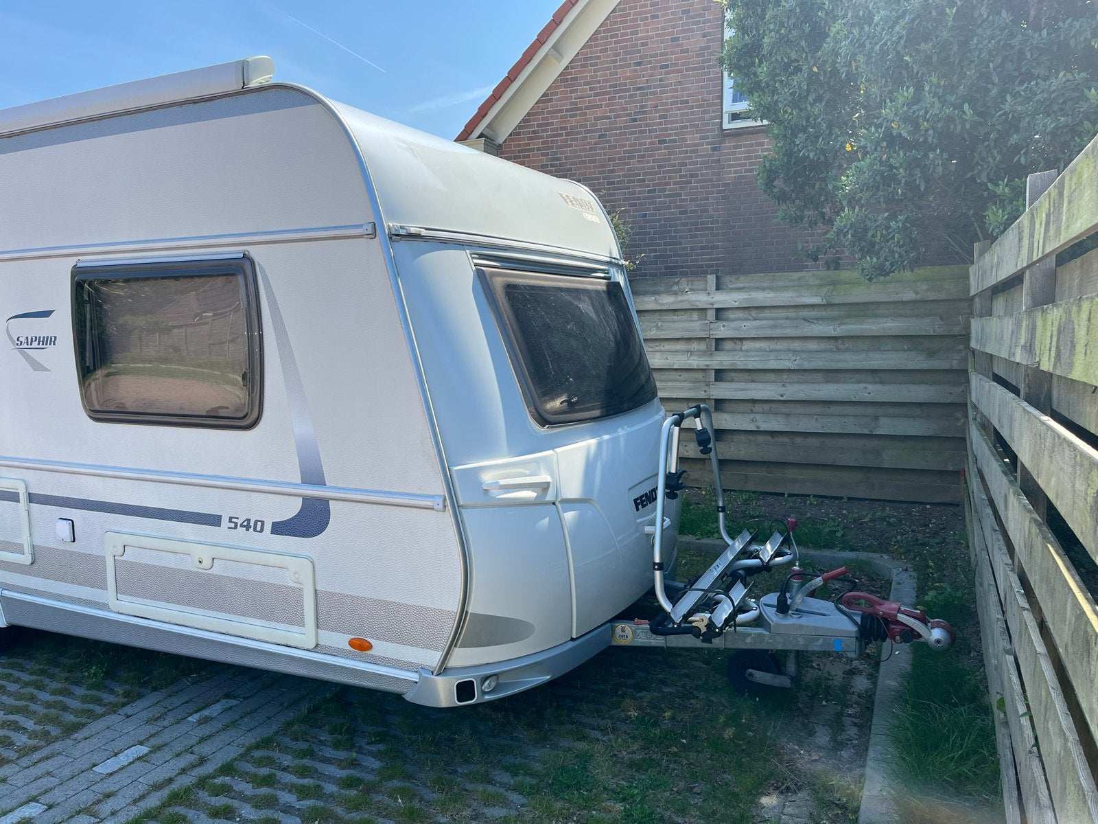 Mooie Fendt caravan 2011 met mover en fietsendrager, Caravans en Kamperen, Rondzit, Particulier, Fendt, Lengtebed