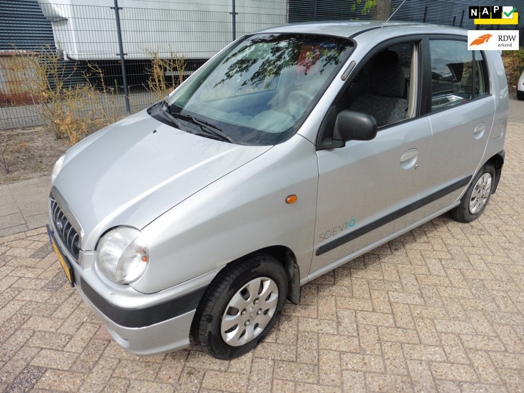 Hyundai Atos Spirit 1.0i SLX AUTOMAAT EERSTE EIGENAAR, Gebruikt, 4 cilinders, 833 kg, 400 kg