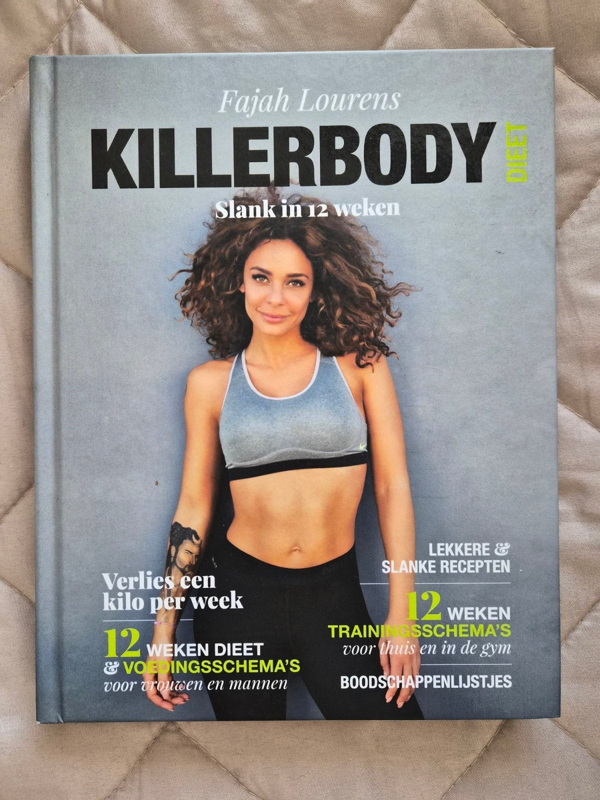 Killerbody Dieet - Fajah Lourens, Ophalen of Verzenden, Zo goed als nieuw, Dieet en Voeding, Fajah Lourens