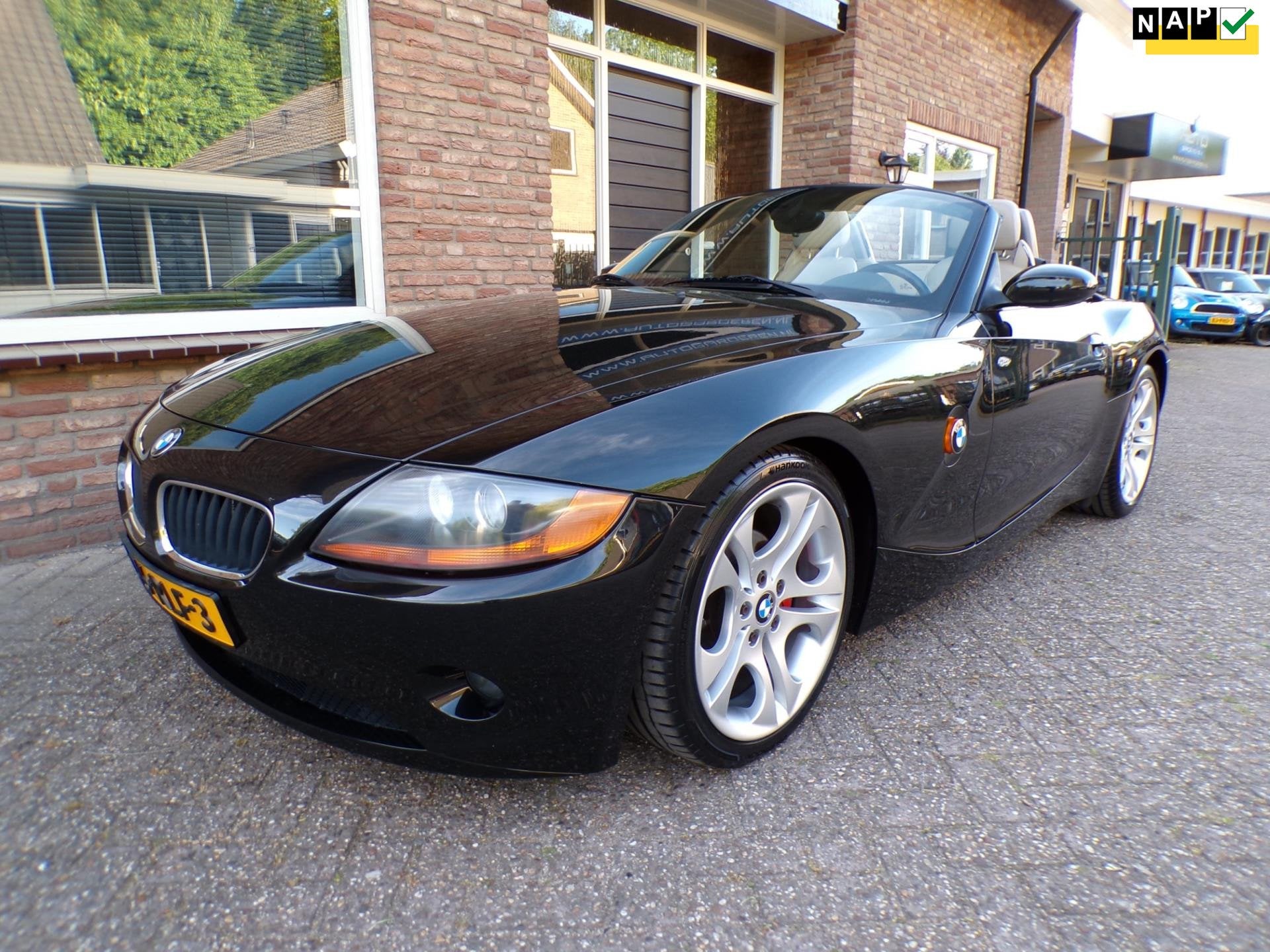 BMW Z4 Roadster 2.5i Leder / Airco / Stoelverwarming / Elect, Auto's, BMW, Achterwielaandrijving, Gebruikt, Beige, Cabriolet