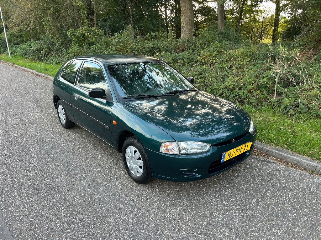 Unieke Mitsubishi Colt 55.064 kilometers!!, Auto's, Voorwielaandrijving, 450 kg, 31 €/maand, Colt