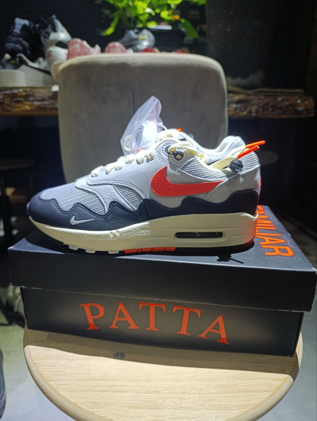 patta air max 1 wave friends and family 36.5, Nike air max, Overige kleuren, Nieuw, Ophalen of Verzenden