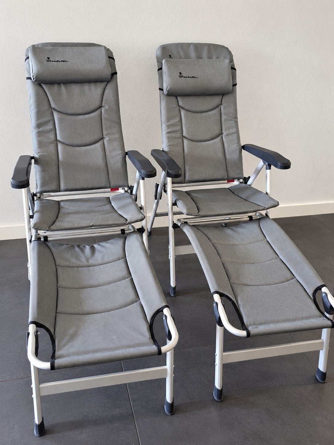 2x Isabella Thor campingstoelen met voetenbanken, Ophalen of Verzenden, Zo goed als nieuw