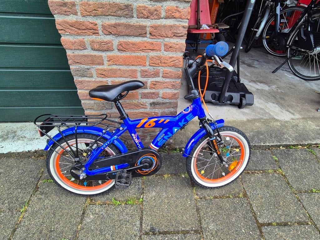Kinderfiets 16 inch - Blauw met Oranje accenten, Fietsen en Brommers, Fietsen | Kinderfietsjes, Ophalen, Gebruikt, 16 tot 20 inch